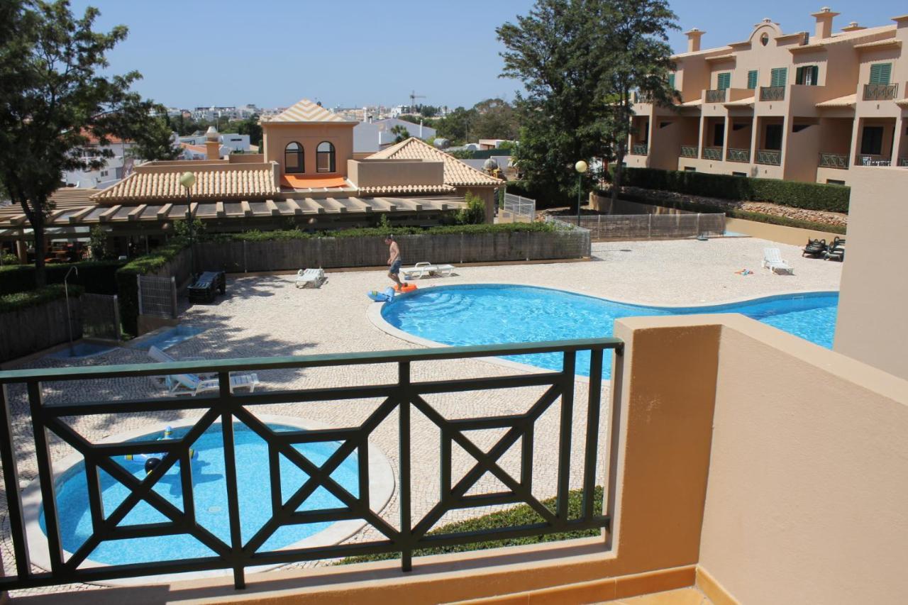 Villa V2 Aa Olhos de Agua  Exterior photo